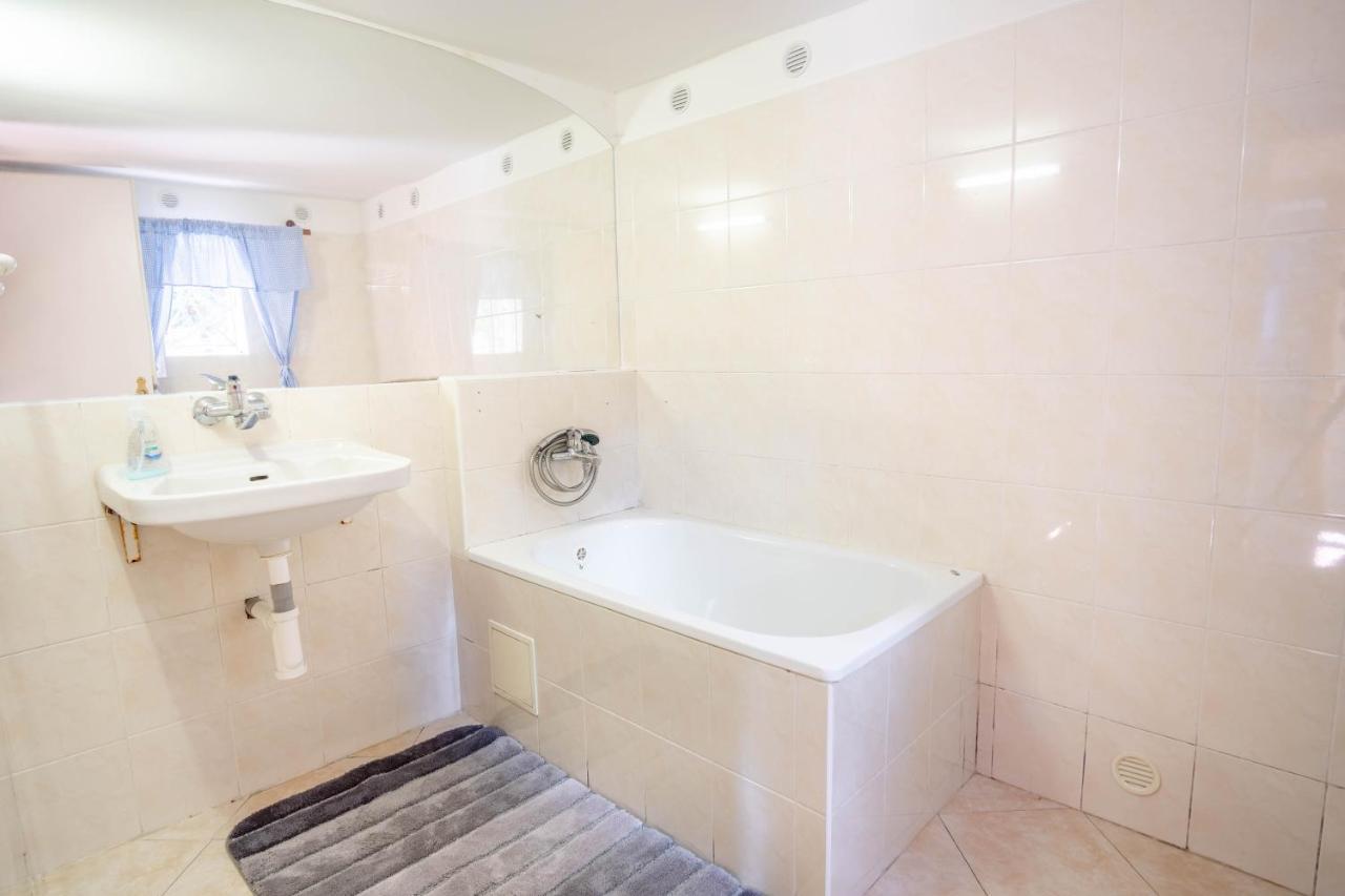 Roubenka Mustelka Apartment Rokytnice nad Jizerou Ngoại thất bức ảnh